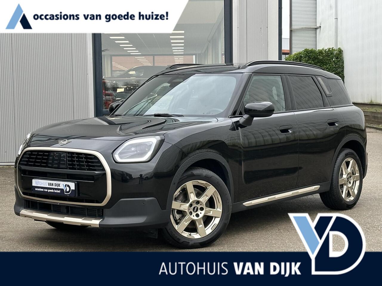 Mini COUNTRYMAN Mini 1.5 C Favoured S | Leder/Pano-Dak/Head-Up/Navi/Camera