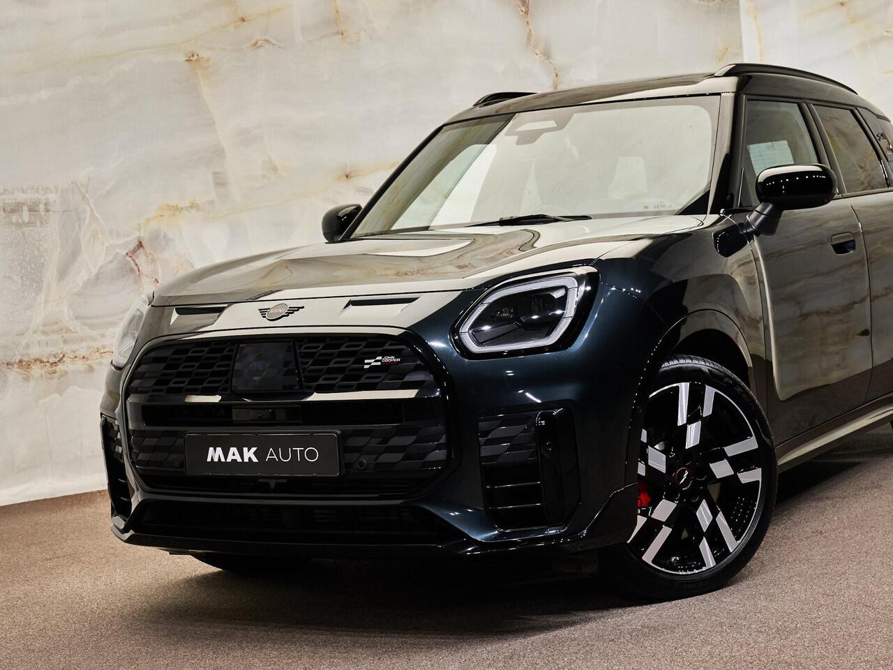 Mini COUNTRYMAN 2.0 JCW ALL4 John Cooper Works XL, pano, 20", H/K, memory, massage, HUD, privacy, tr.haak, NP90k