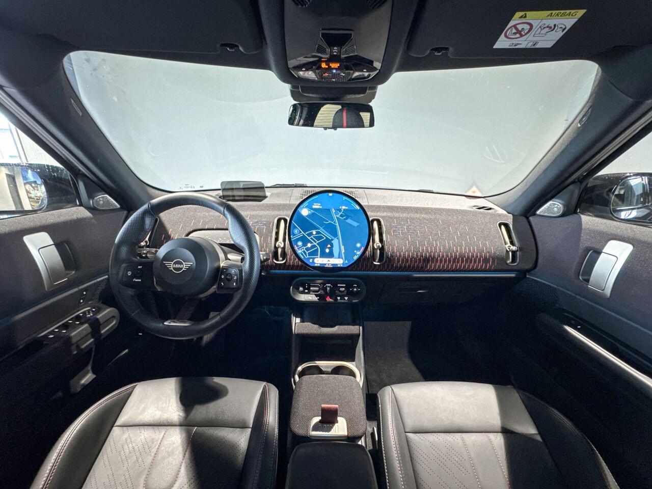 Mini COUNTRYMAN E John Cooper Works S 66.5 kWh | Glazen Panoramadak | Head-up Display | Harman Kardon | Trekhaak |