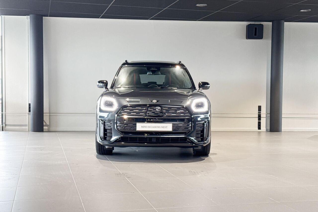 Mini COUNTRYMAN E John Cooper Works S 66.5 kWh | Glazen Panoramadak | Head-up Display | Harman Kardon | Trekhaak |