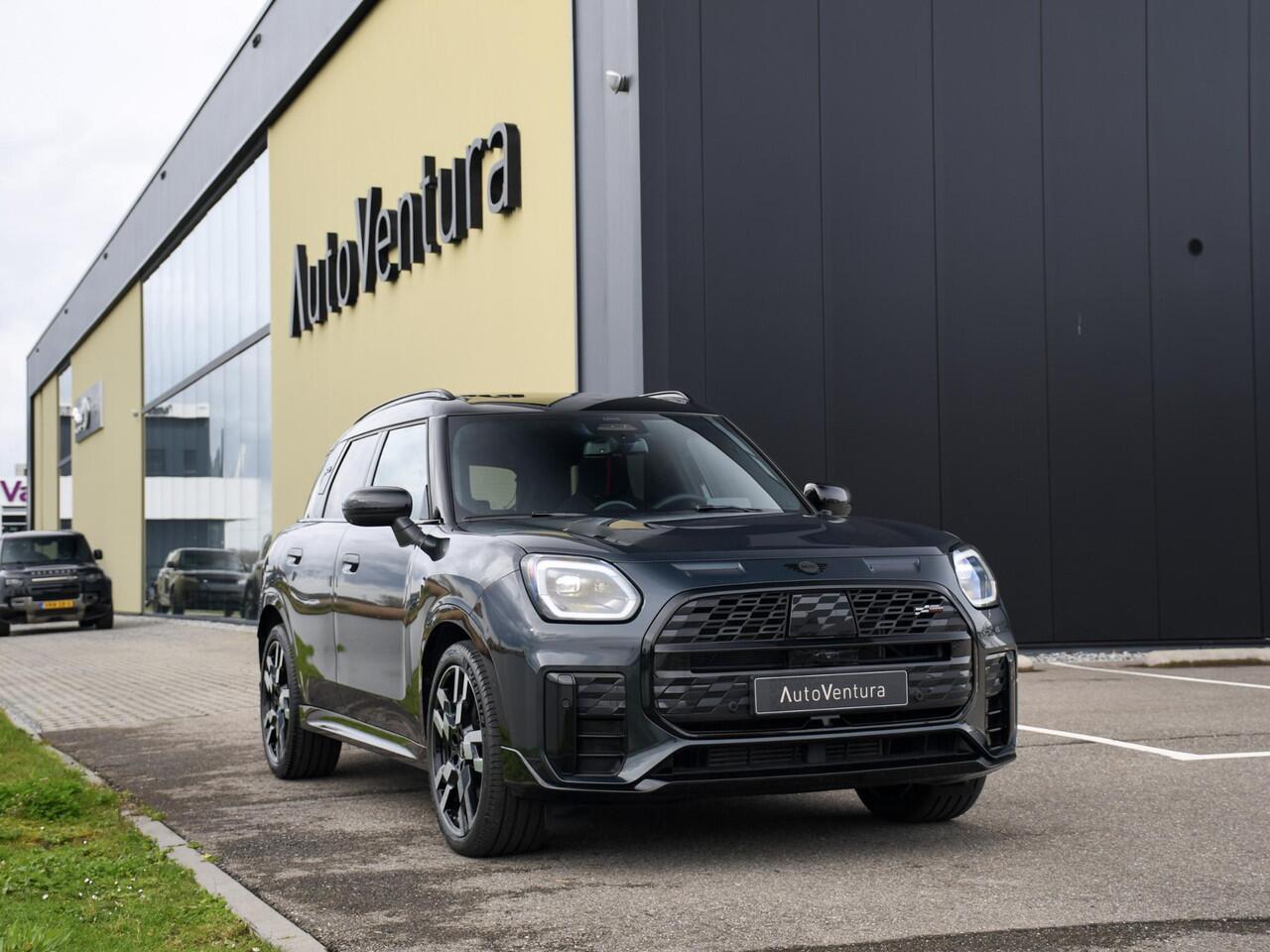 Mini COUNTRYMAN 1.5 C John Cooper Works | XL Package | Schuif-/kantel Pano | Head-Up | Massage | Stuurwiel verwarming | 20" | Harman Kardon | Trekhaak | Verstelbare achterbank | JCW