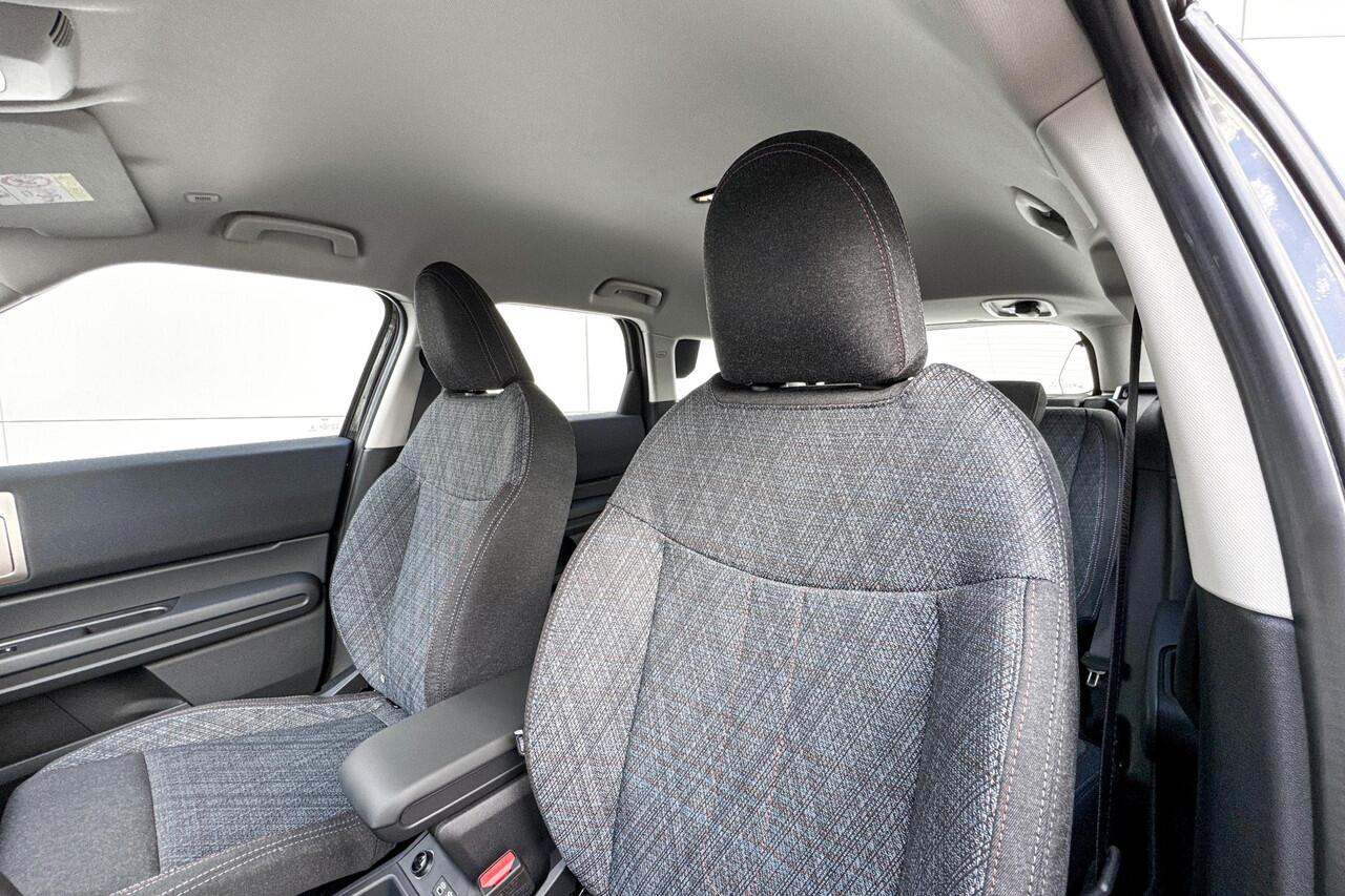 Mini COUNTRYMAN C Essential XS Essential Trim | Pakket XS |