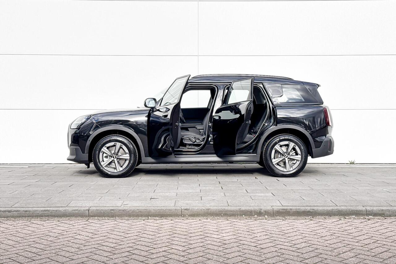 Mini COUNTRYMAN C Essential XS Essential Trim | Pakket XS |