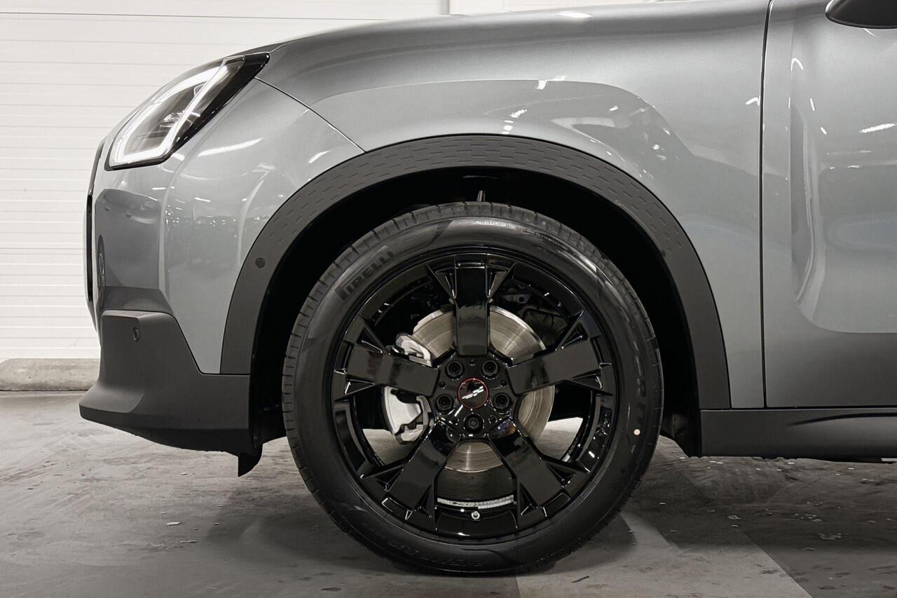 Mini COUNTRYMAN E | Classic Uitvoering | Pakket M | 19" JCW Runway Spoke Jet Black | Selections