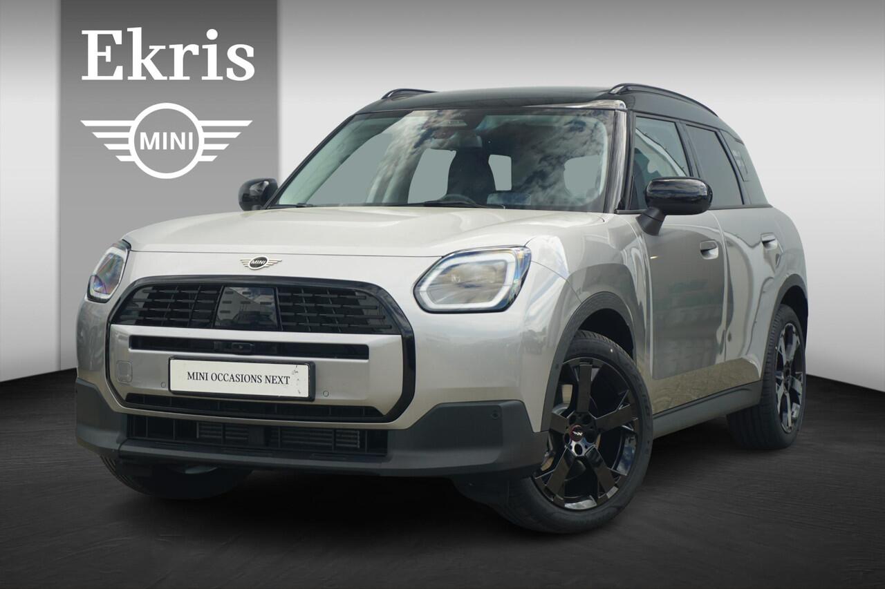 Mini COUNTRYMAN C / Classic Uitvoering / Pakket L / 19'' LM Velgen /