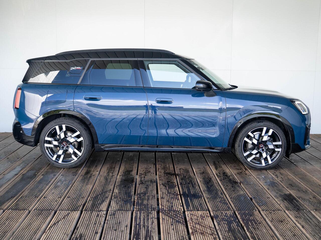 Mini COUNTRYMAN C John Cooper Works Trim + Package XL