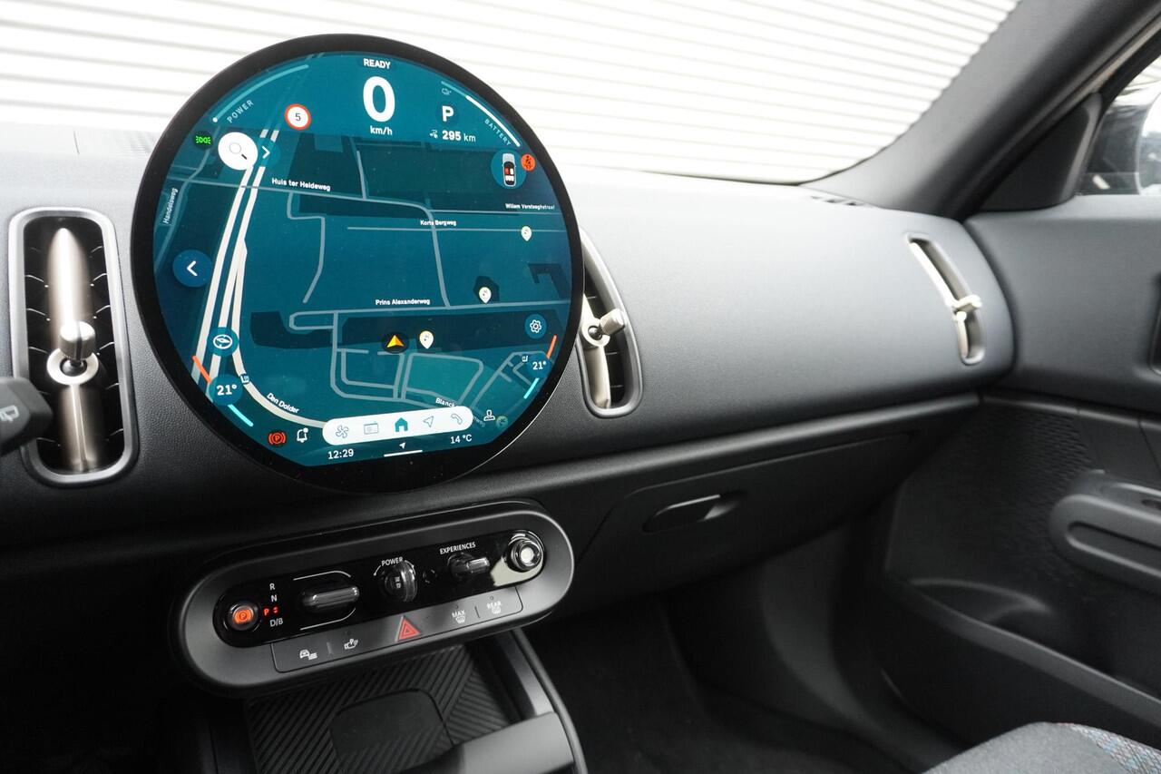 Mini COUNTRYMAN E Blackyard | 18" Asteroid Spoke | Parking Assistant | MINI Head-Up Display | Driving Assistant