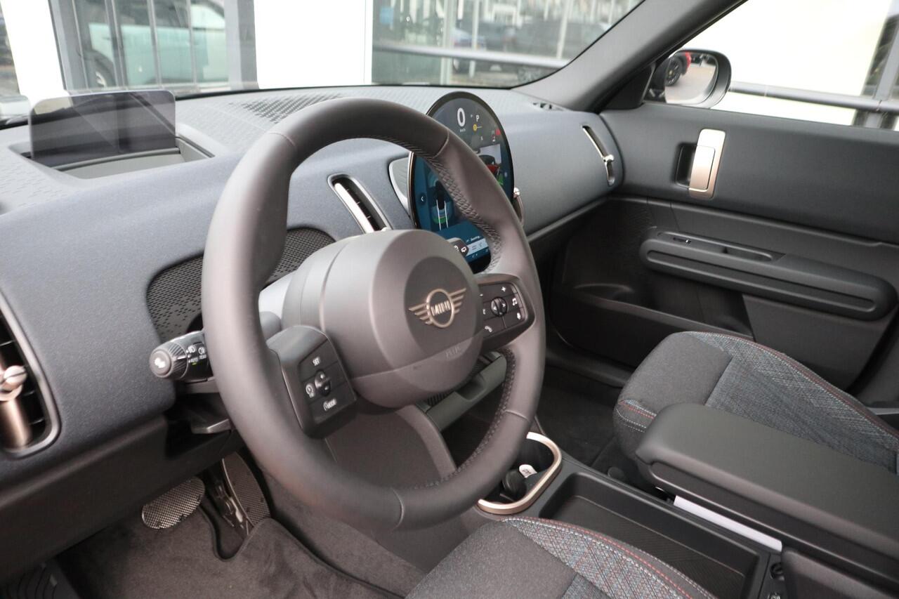 Mini COUNTRYMAN C | Blackyard Editon