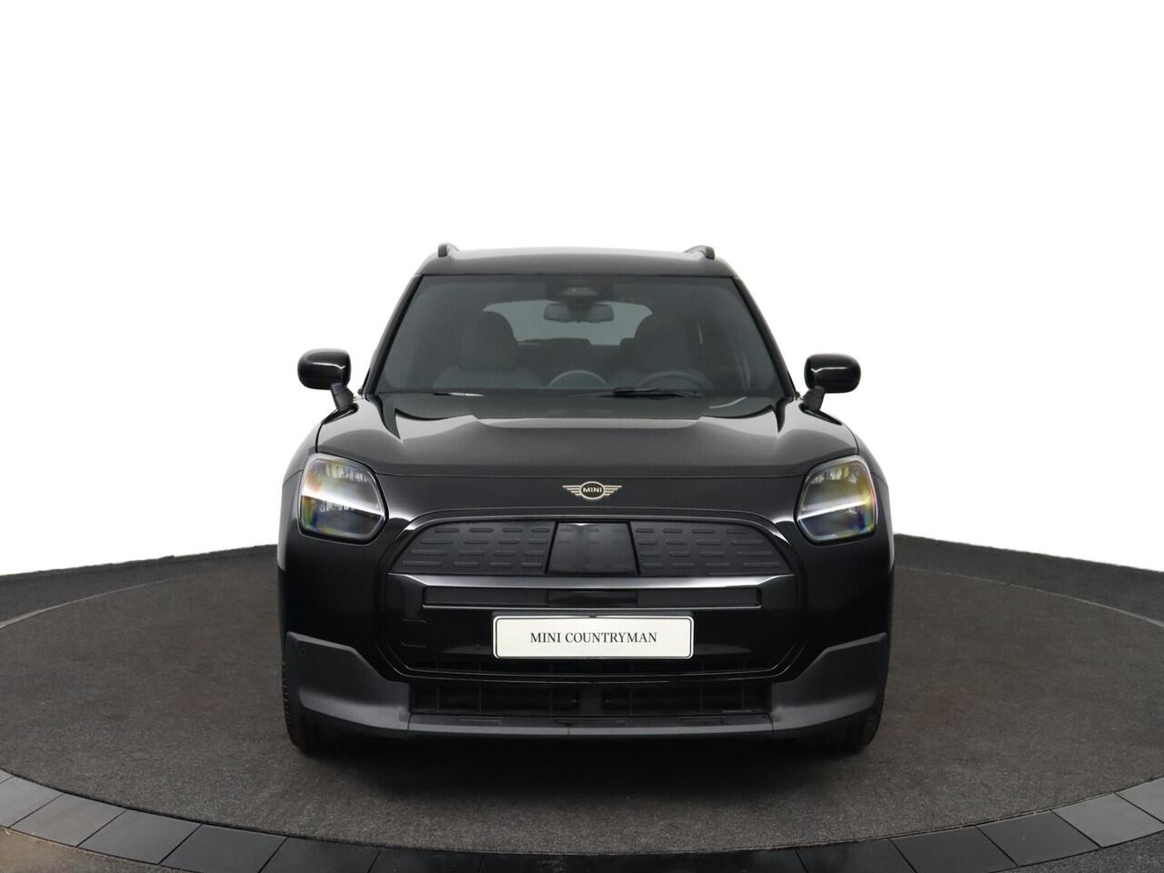 Mini COUNTRYMAN E | Blackyard Edition