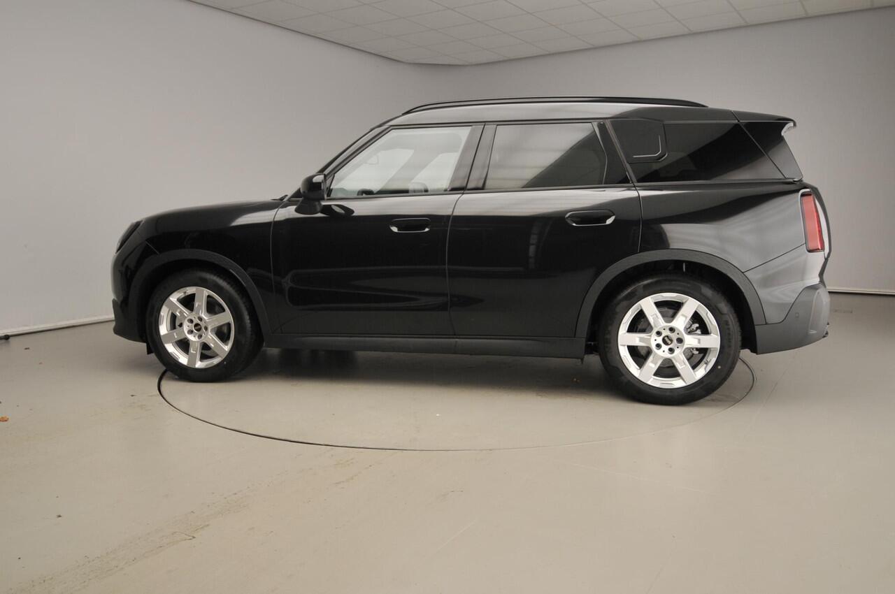 Mini COUNTRYMAN E | Blackyard Edition