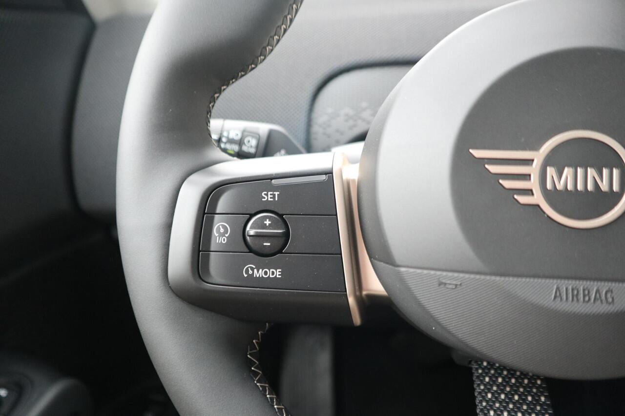 Mini COUNTRYMAN C | Classic Trim + Package M