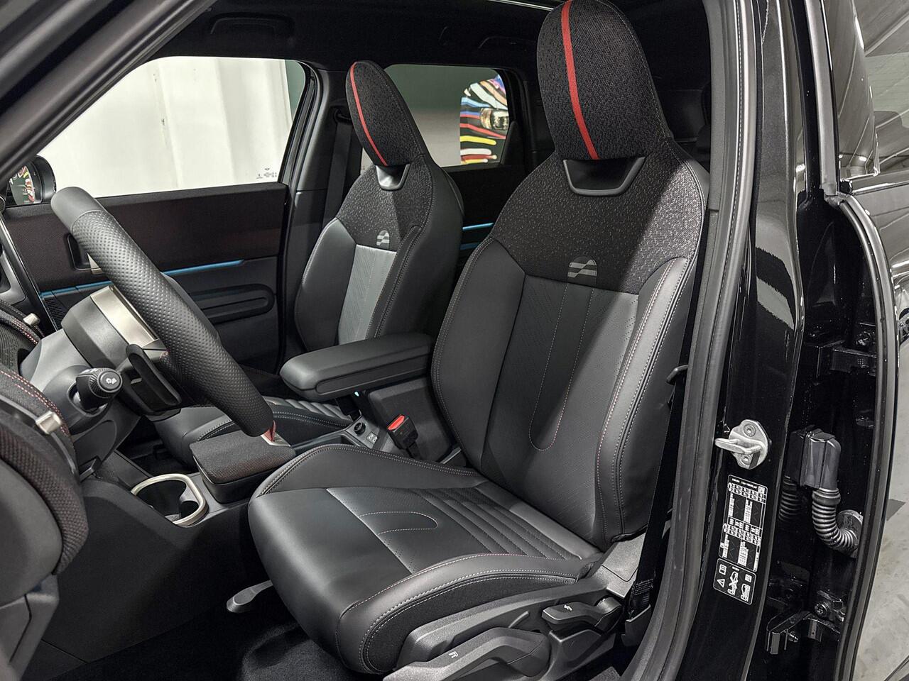 Mini COUNTRYMAN S ALL4 | John Cooper Works Uitvoering | Pakket L | 20" JCW Flag Spoke 2-tone