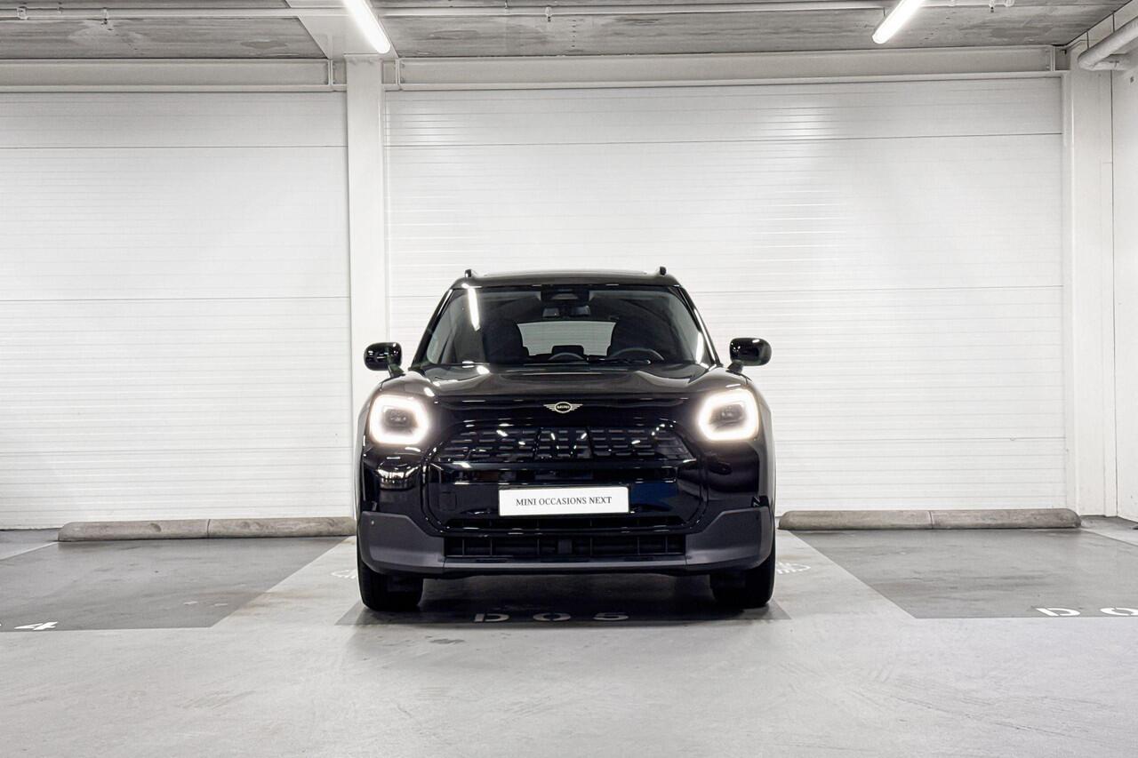 Mini COUNTRYMAN E | Classic Uitvoering | Pakket M Plus | Trekhaak | 18" Asteroid Spoke