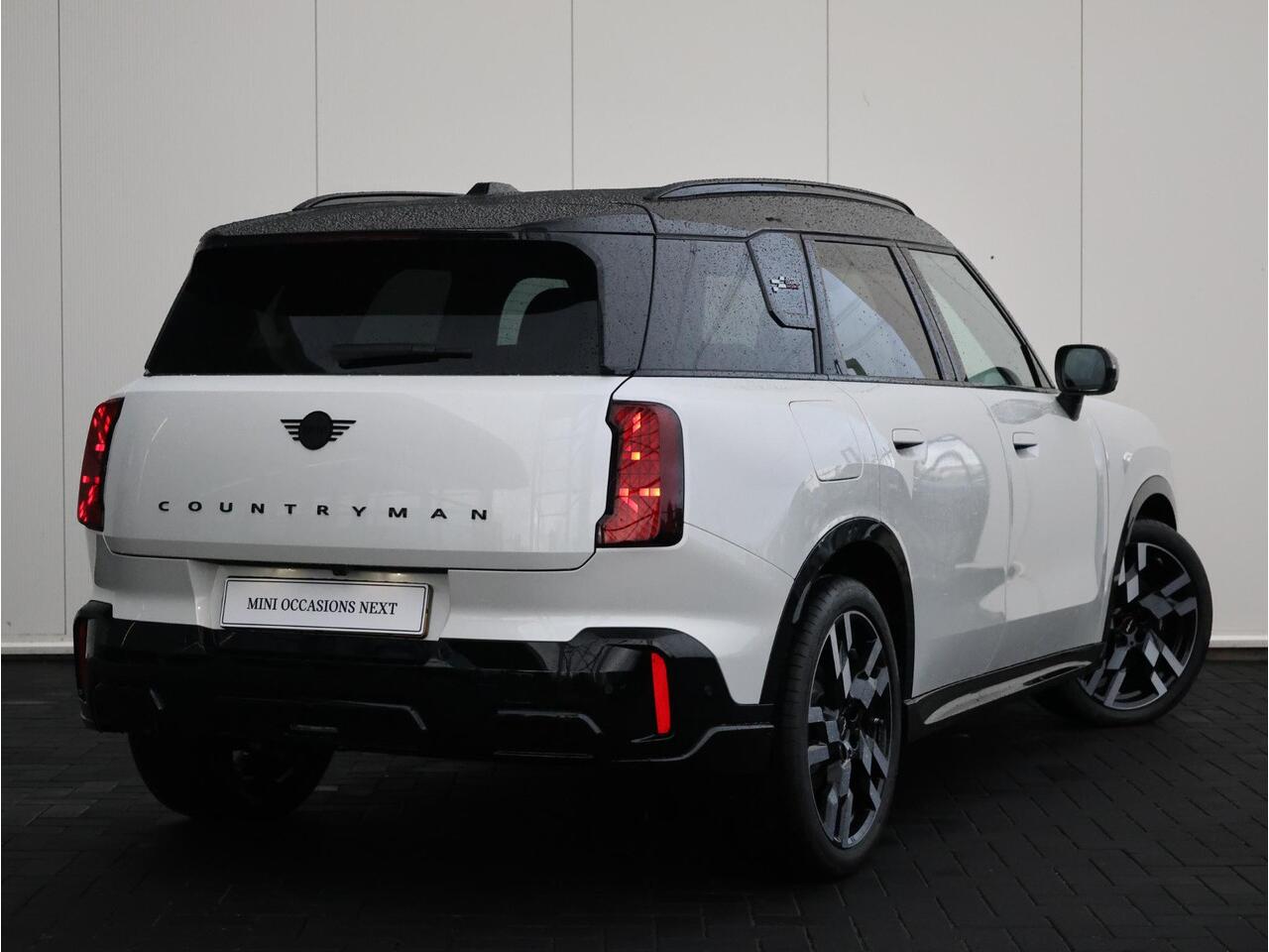 Mini COUNTRYMAN Mini 1.5 C John Cooper Works XL Elektrische trekhaak/ Stuurwiel verwarmd/ Comfort Access/ Panoramadak/ Elektrische Stoelen met geheugen/ Driving Assistant Plus