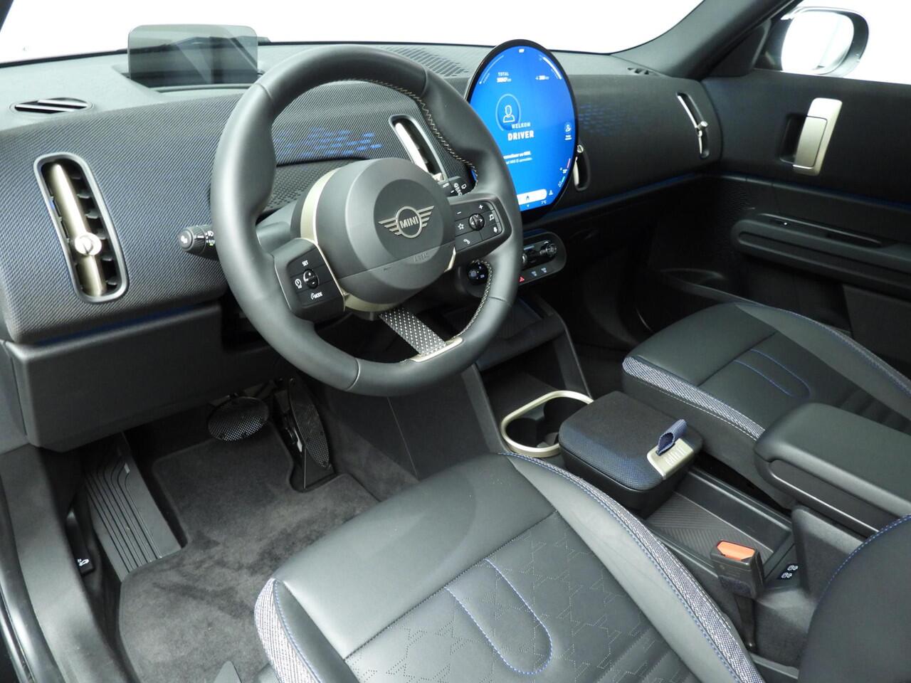 Mini COUNTRYMAN Mini E Classic S | LED | HUD | Sportstoelen | Stoelverwarming | DAB | Alu 18 inch