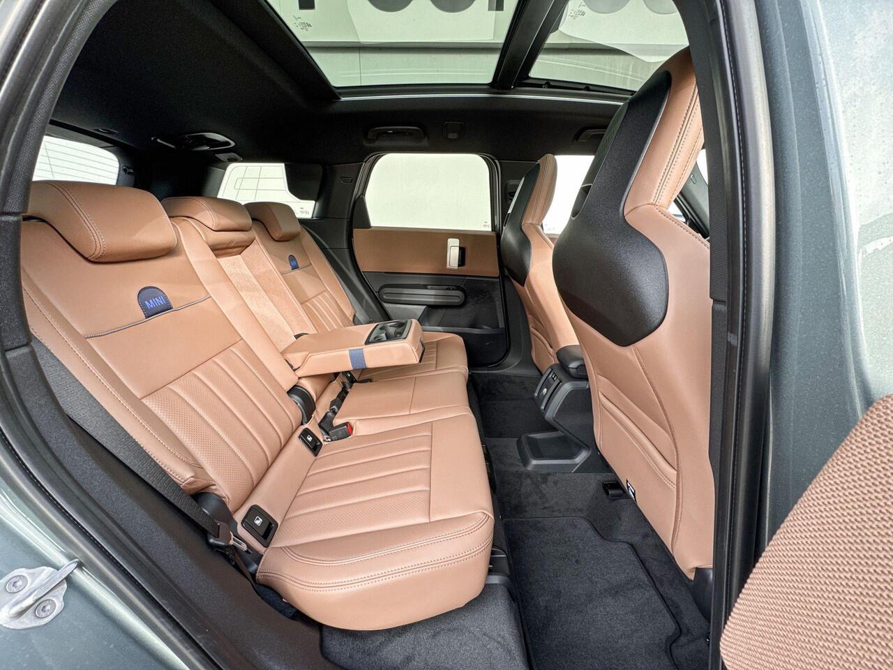 Mini COUNTRYMAN 1.5 C Favoured Pakket L