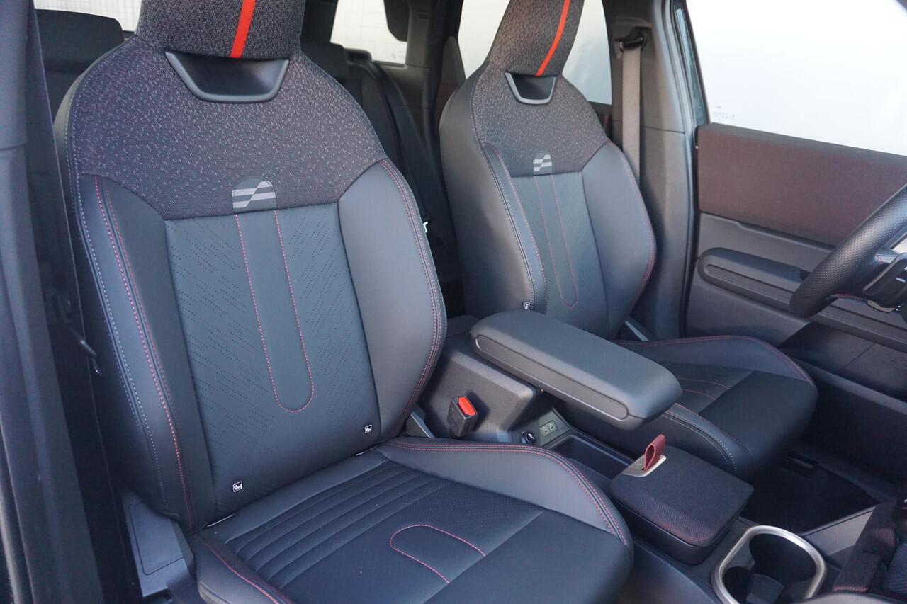 Mini COUNTRYMAN S ALL4 John Cooper Works Trim | Pakket L | Harman/Kardon | Panoramadak | Stoel & Stuurverwarming | Comfort Acces | Driving Assistant Plus