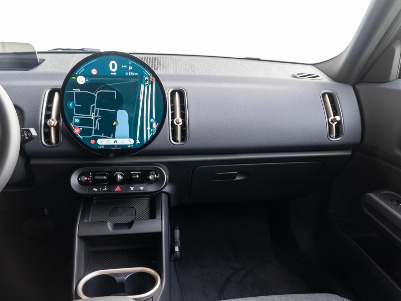 Mini COUNTRYMAN C | Blackyard Edition