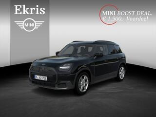 mini-countryman-e-blackyard