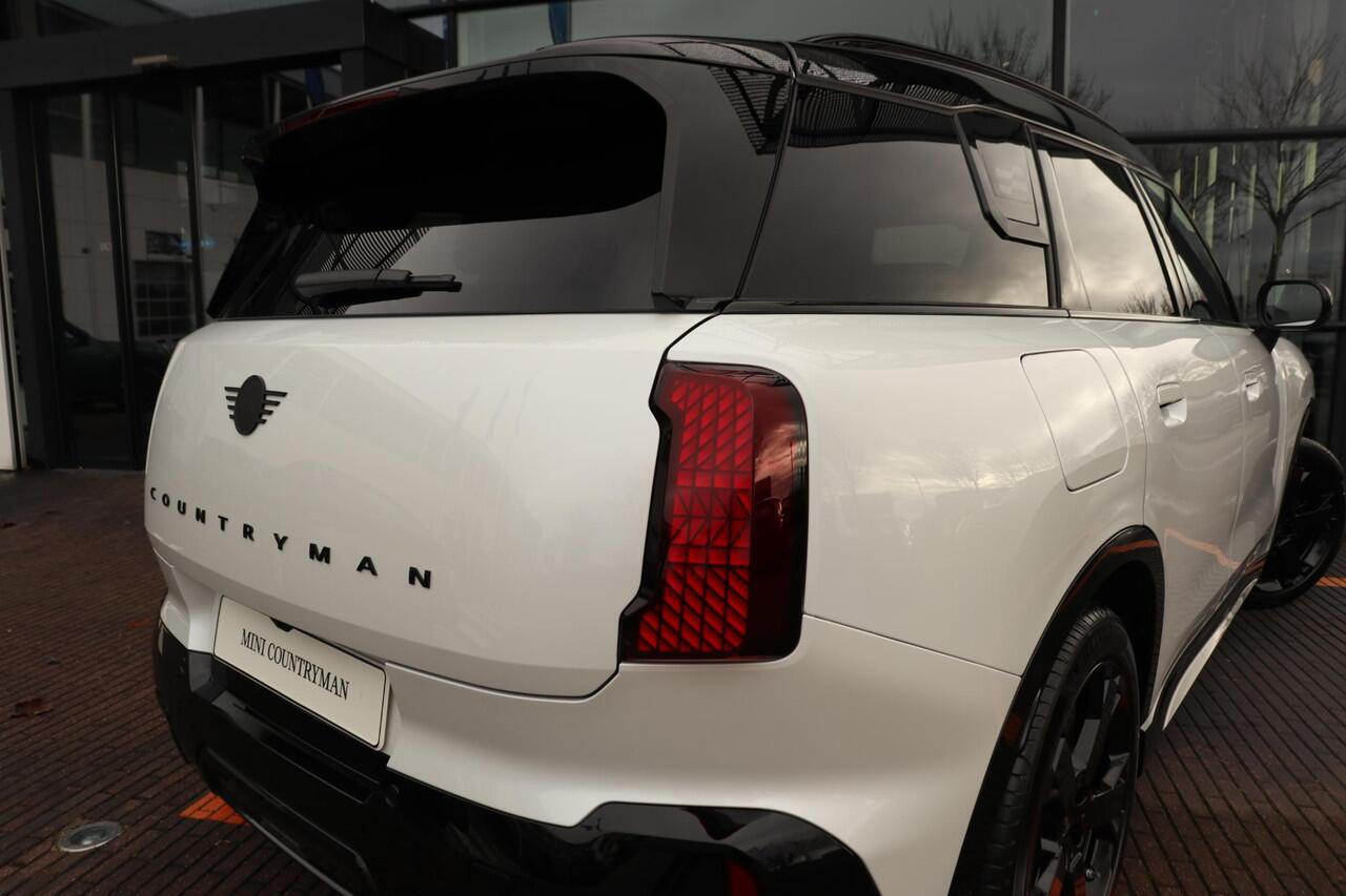 Mini COUNTRYMAN E John Cooper Works Uitvoering | Pakket M | Harman Kardon | Trekhaak | Panoramadak