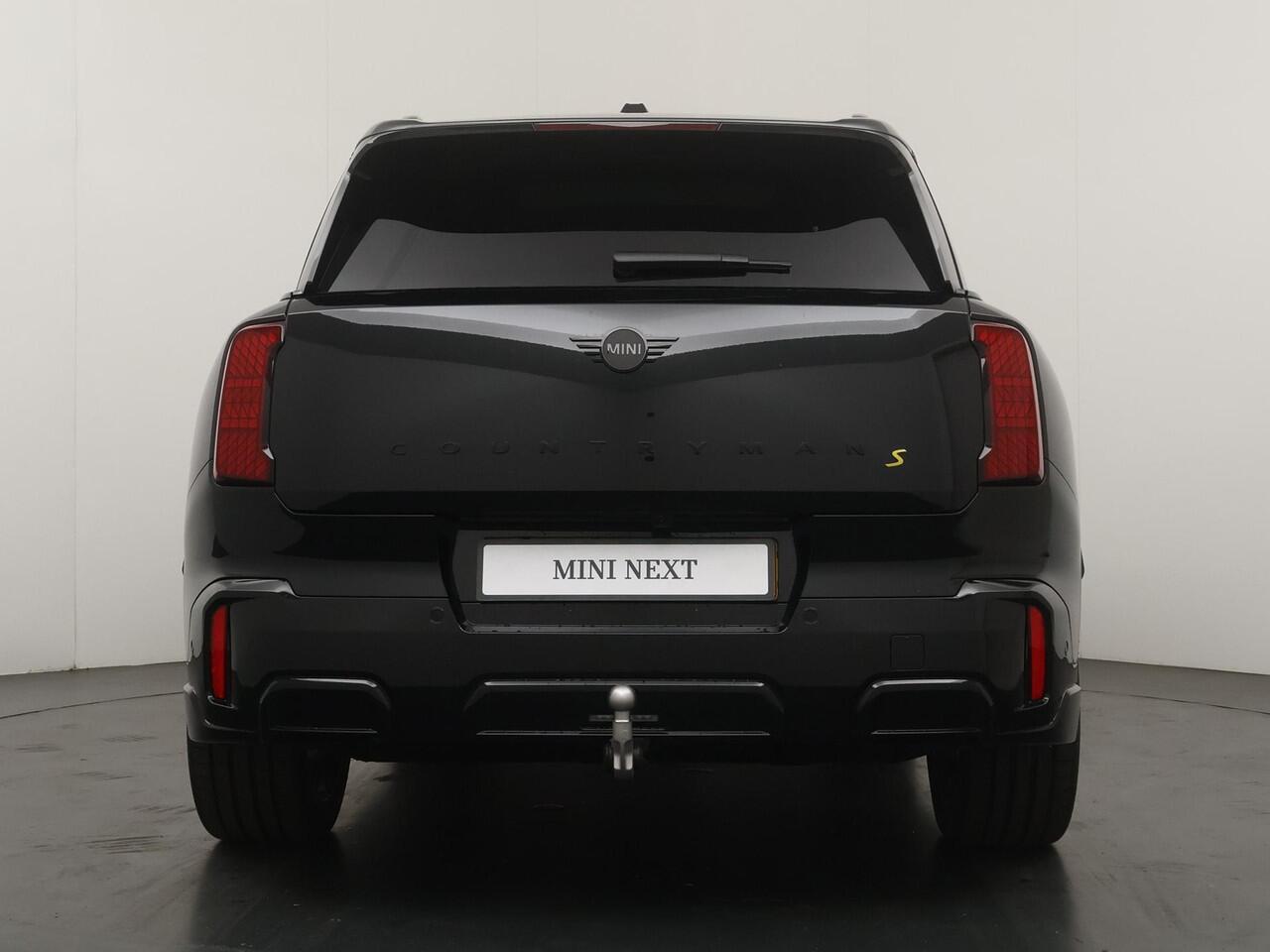 Mini COUNTRYMAN SE ALL4 JCW Trim | Pakket XL | Trekhaak | Harman Kardon | Panoramadak | Adaptive Cruise control