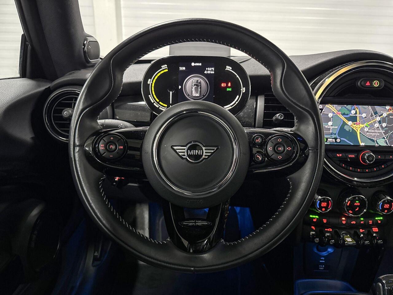 Mini Electric 3-Deurs Yours | Achteruitrijcamera | Panoramadak | Stoelverwarming