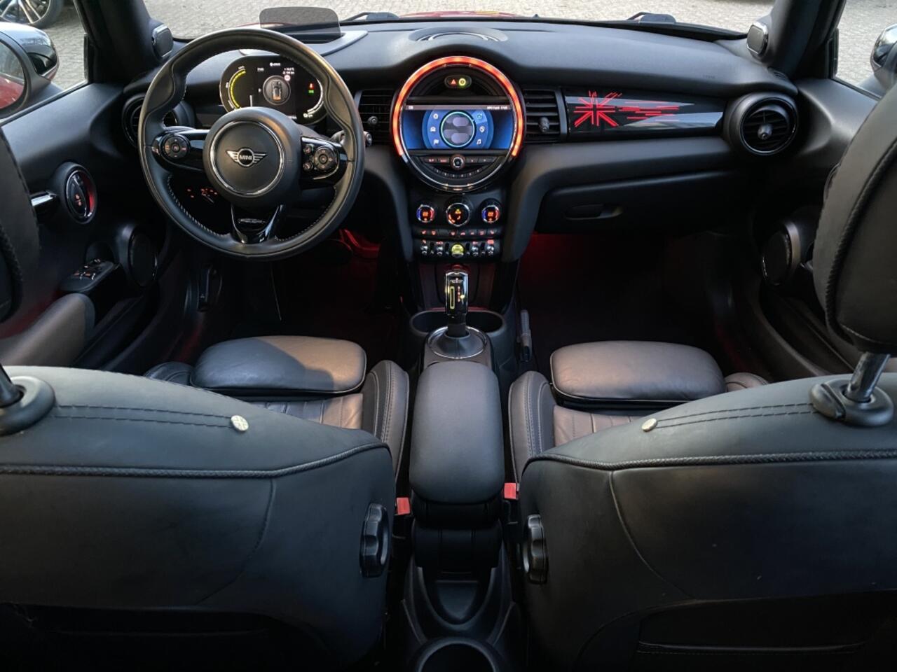 Mini Electric Mini Yours 33 kWh | Pano | H/K | Sfeer | HuD | Virtual | Camera | Car