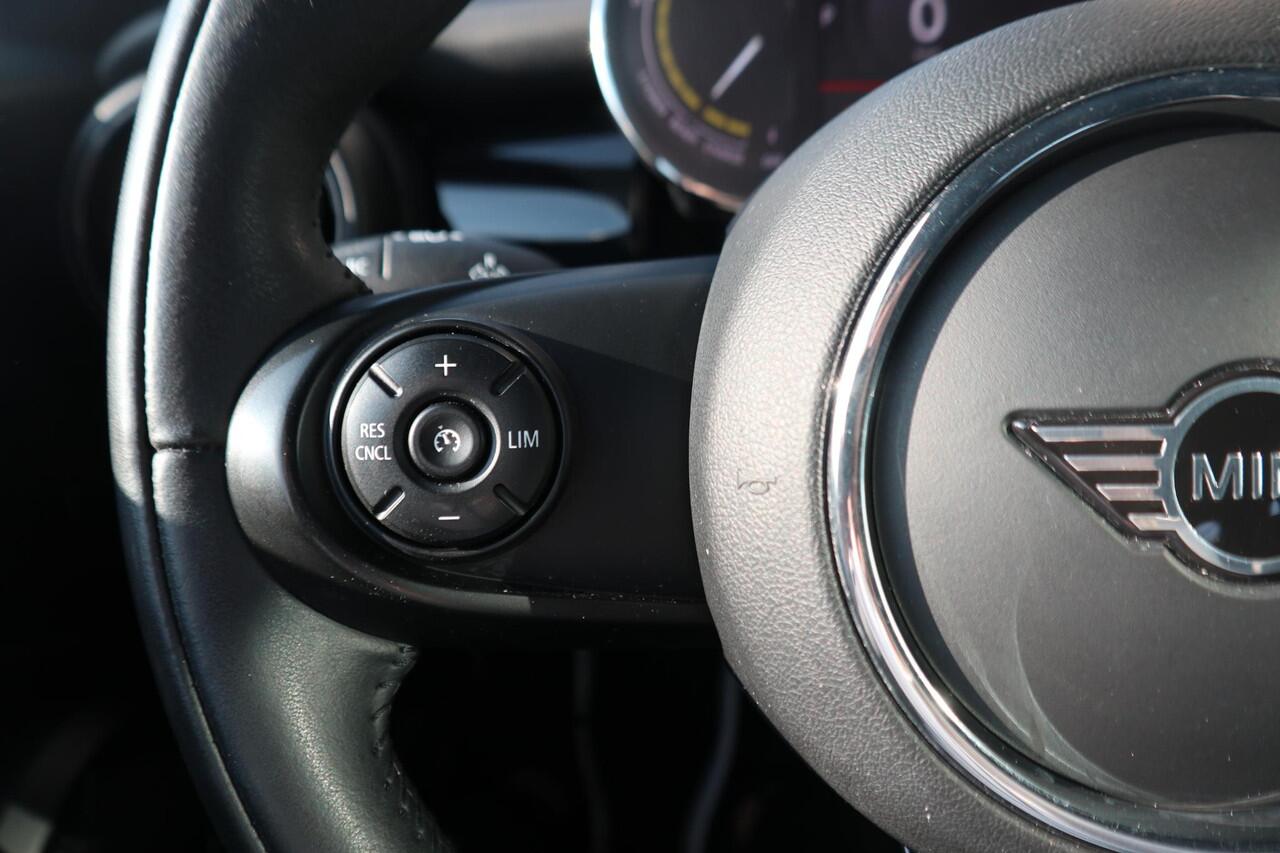 Mini Electric 3-deurs | Achteruitrijcamera | Comfort Acces | Stoelverwarming