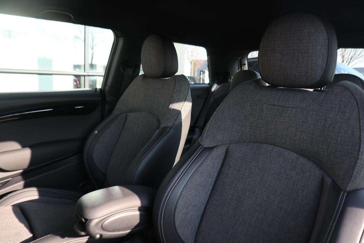 Mini Electric 3-deurs | Achteruitrijcamera | Comfort Acces | Stoelverwarming