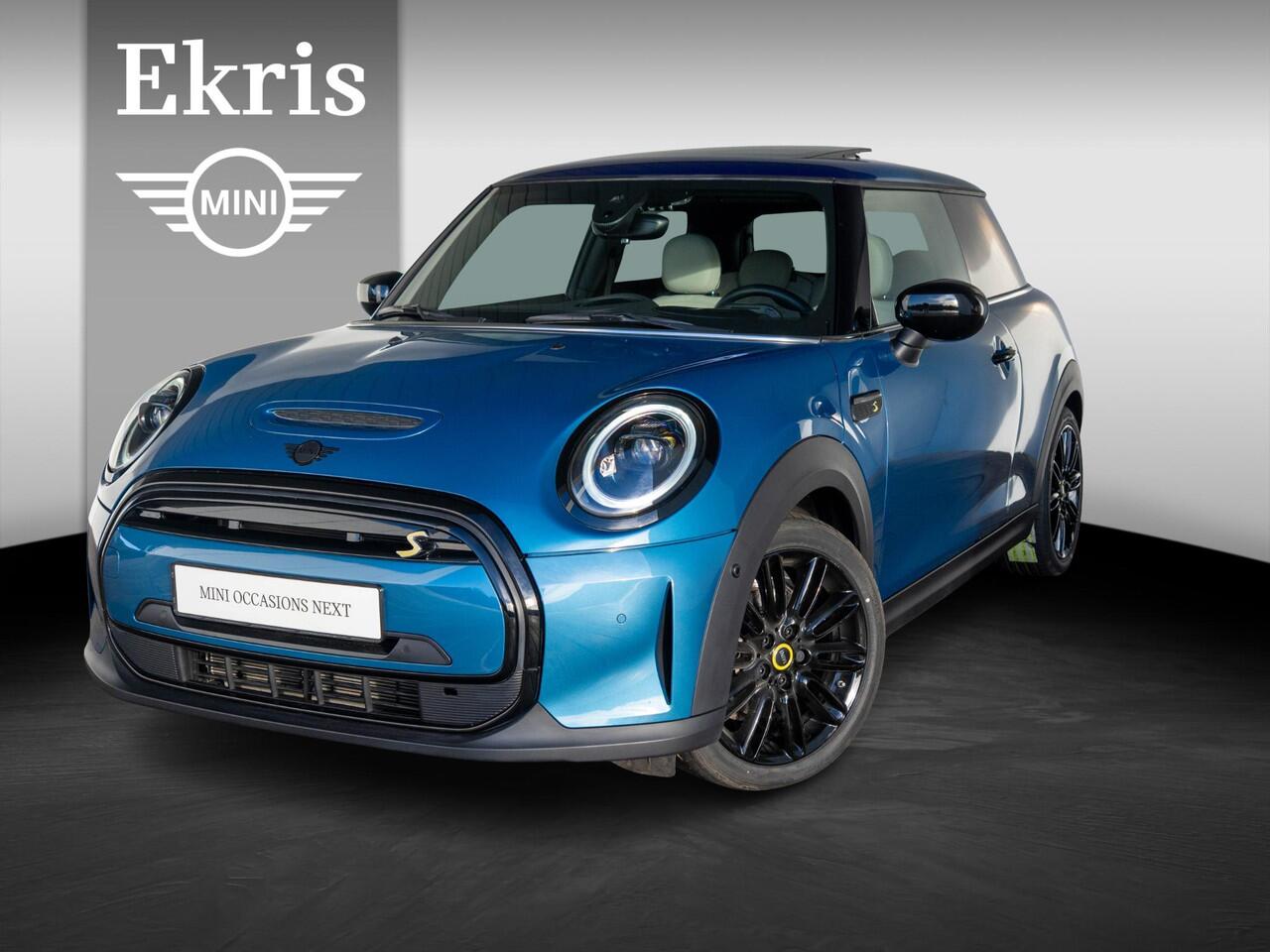 Mini Electric Cooper SE Collection + Glazen Panoramadak + Chester Leder + Achteruitrijcamera + HUD + Stuur- en stoelverwarming