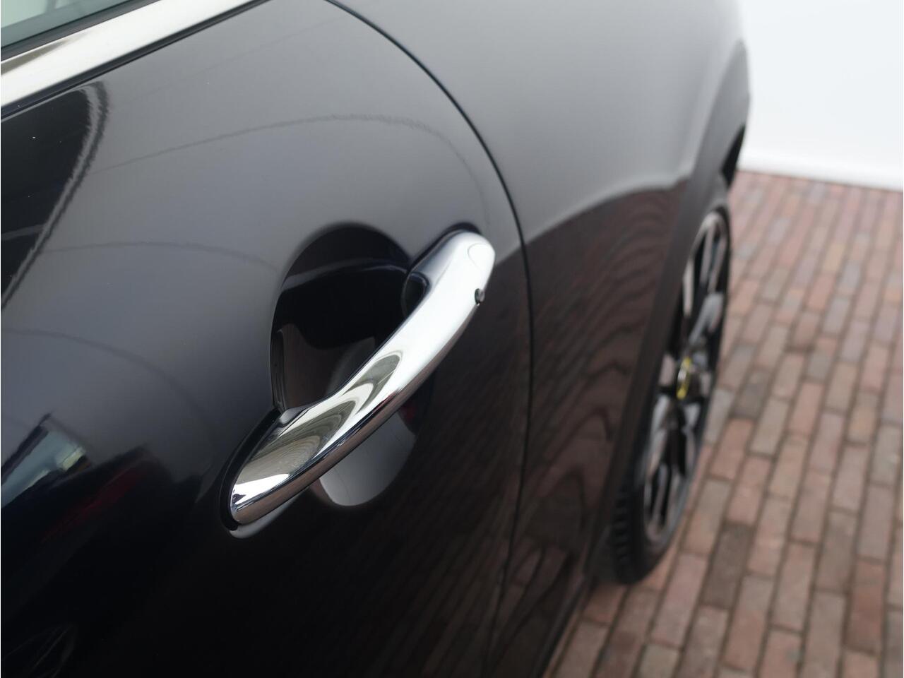 Mini Electric Mini MINI Yours 33 kWh Comfort Access/ Achteruitrijcamera/ Panoramadak/ Head-Up/ Stoelverwarming/ Navigatie