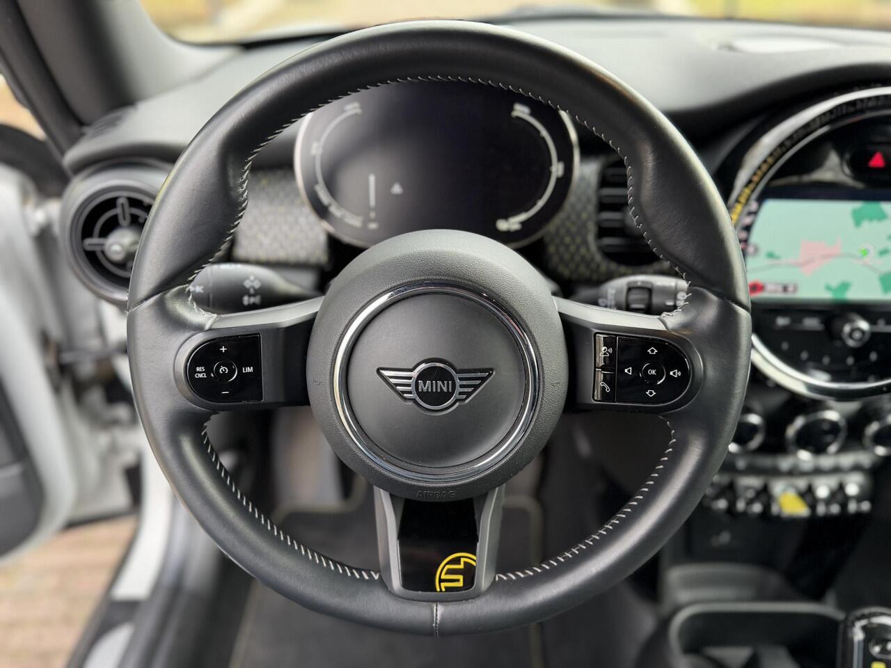 Mini Electric COOPER SE | SOH 95.9% | Leder | PDC | CarPLay | Navi |