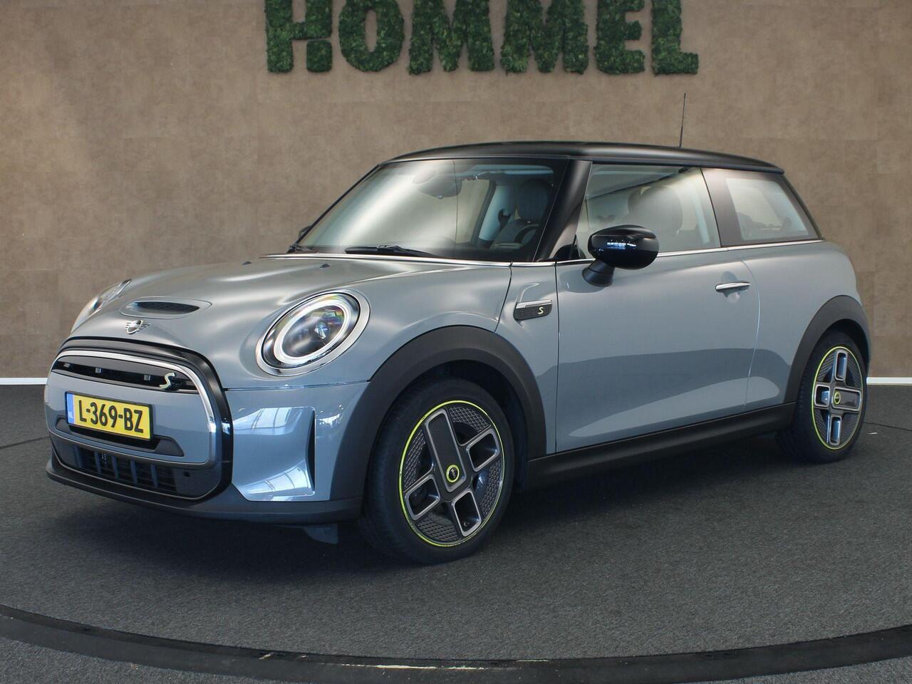 Mini Electric Mini Classic 33 kWh SOH 95.3 %!! - ORIGINEEL NEDERLANDSE AUTO - AUTOMATISCHE AIRCO - APPLE CARPLAY/ANDROID AUTO - KEYLESS START - LED KOPLAMPEN - CRUISE CONTROL - LICHTMETALEN VELGEN - MULTIMEDIAVOORBEREIDING - 3 FASE LADEN