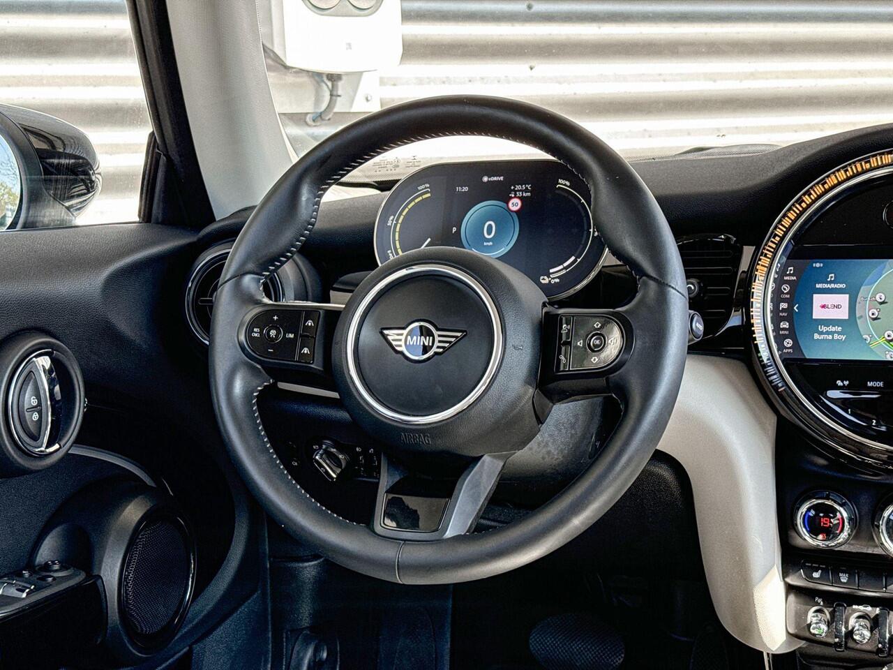 Mini Electric Classic 33 kWh / Selections