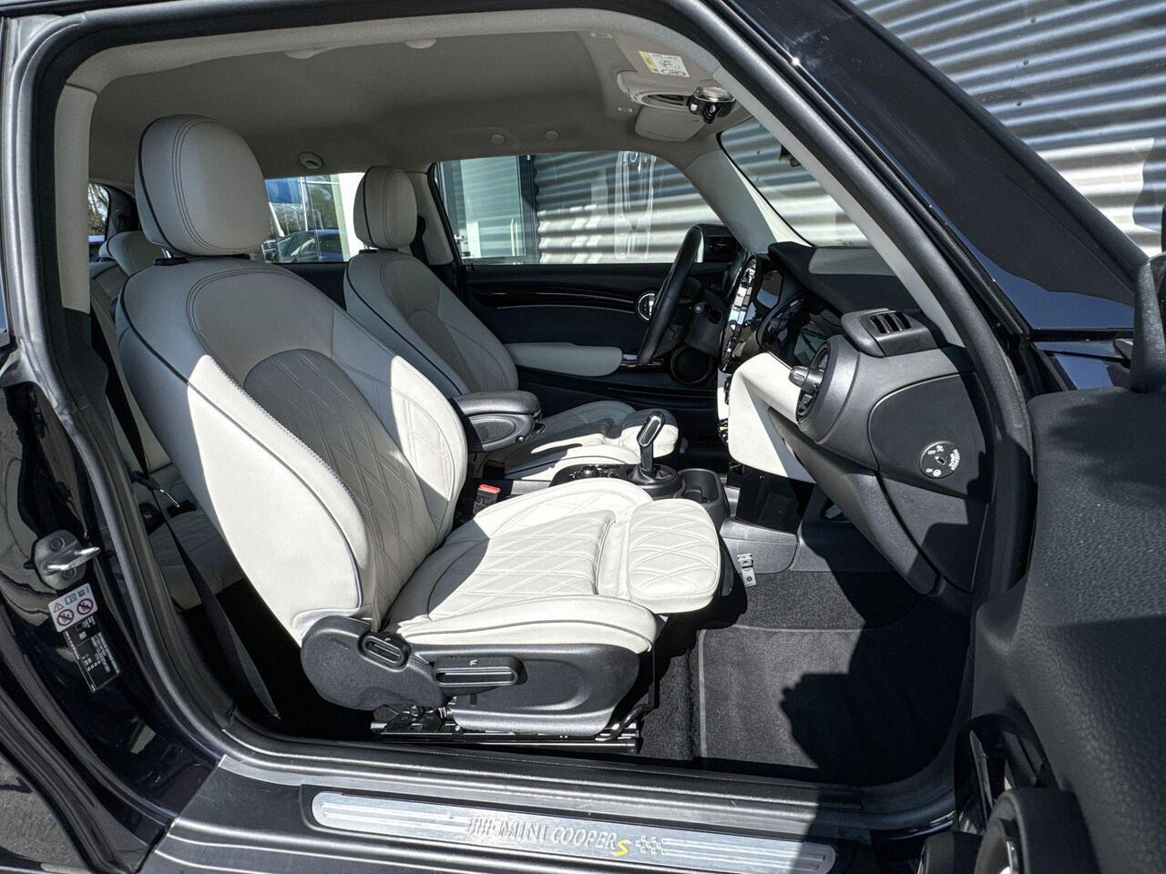 Mini Electric Classic 33 kWh / Selections