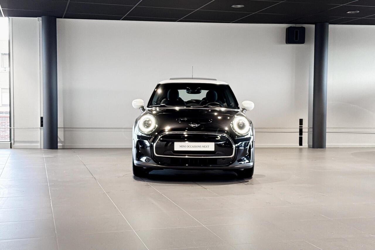 Mini Electric Essential | Glazen Panoramadak | Harman Kardon | Stoelverwarming | Comfort Access |