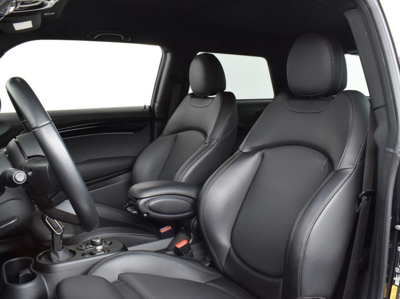 Mini Electric Mini Business Edition 33 kWh | SoH 98% o Volledig Leder o Piano Black