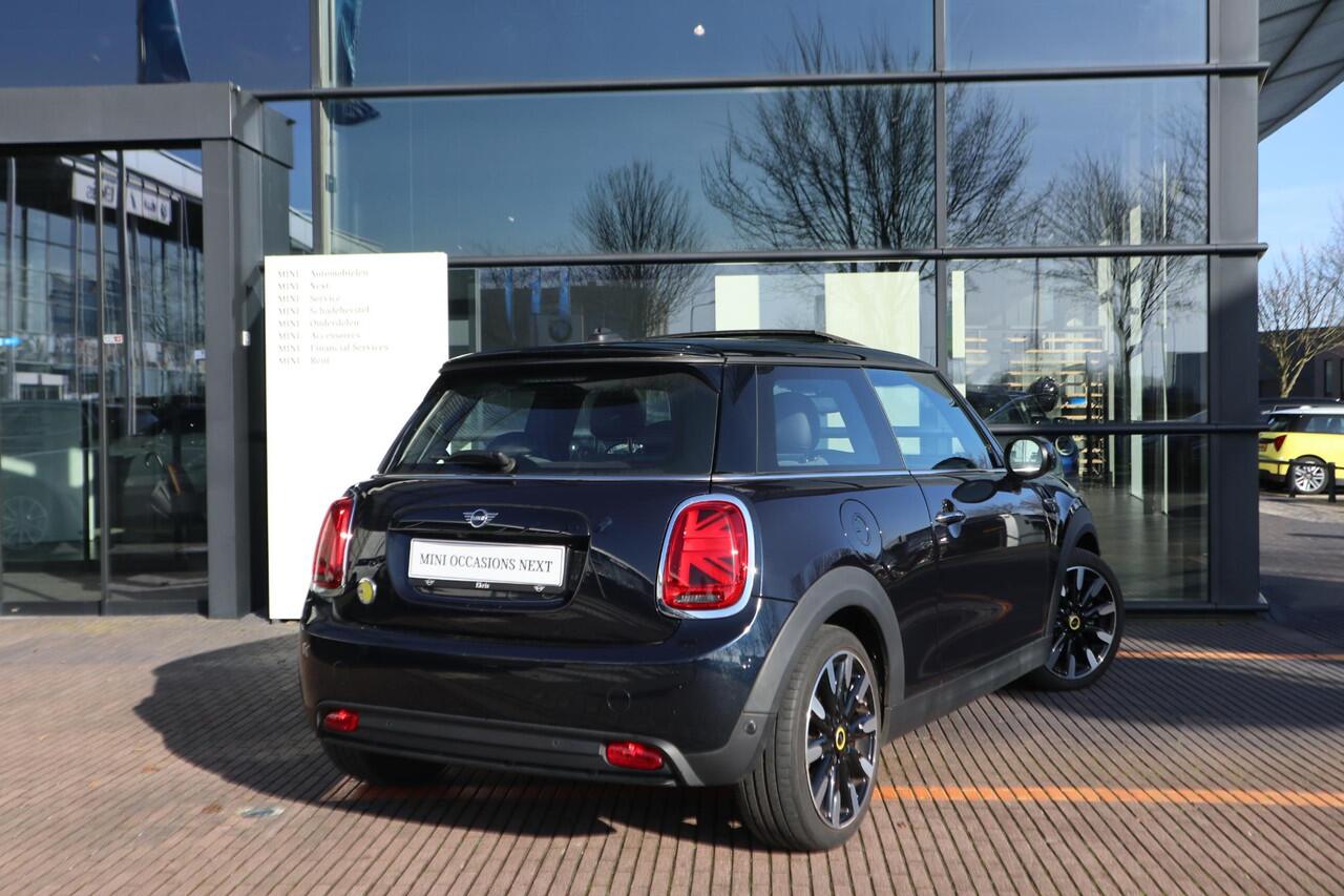 Mini Electric | Panorama Dak | Comfort Access | Achteruitrijcamera | Stoelverwarming