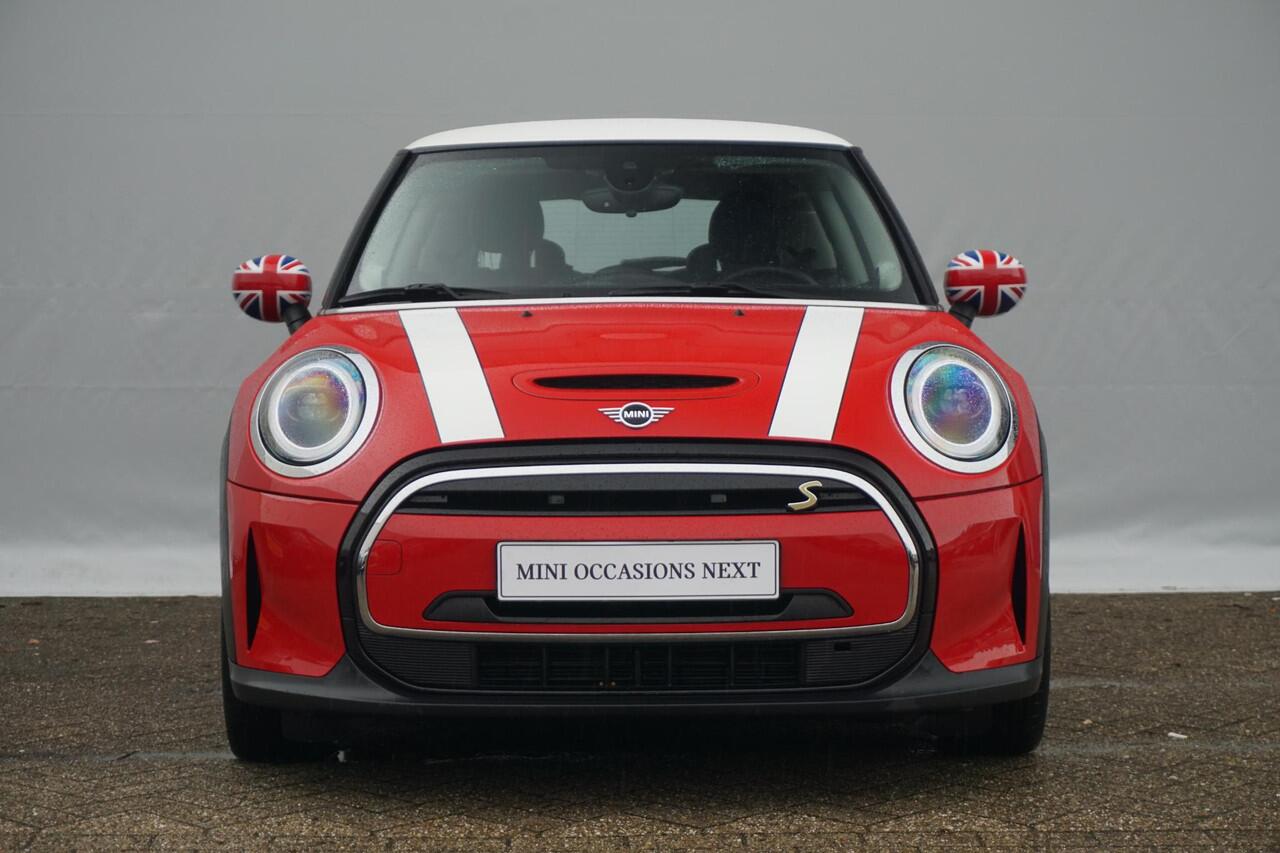 Mini Electric 3-deurs Resolute Edition | Yours vollederen sportstoelen | Stuur- en stoelverwarming | Harman Kardon | Head-Up Display | Camera | Comfort Access | Navigatiesysteem | NEXT