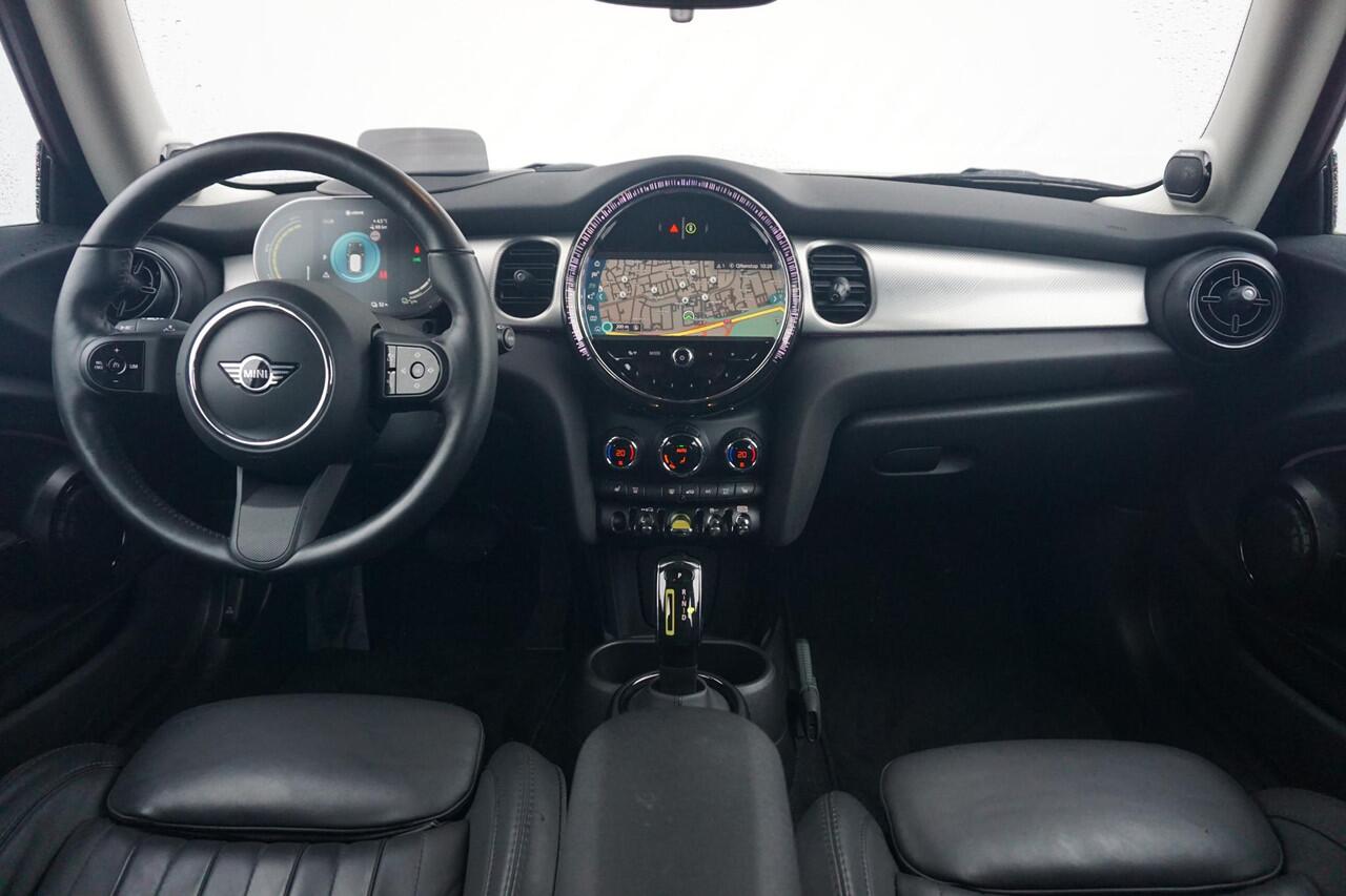 Mini Electric 3-deurs Resolute Edition | Yours vollederen sportstoelen | Stuur- en stoelverwarming | Harman Kardon | Head-Up Display | Camera | Comfort Access | Navigatiesysteem | NEXT