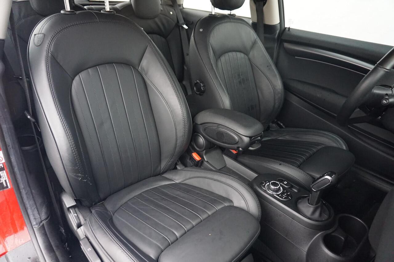 Mini Electric 3-deurs Resolute Edition | Yours vollederen sportstoelen | Stuur- en stoelverwarming | Harman Kardon | Head-Up Display | Camera | Comfort Access | Navigatiesysteem | NEXT