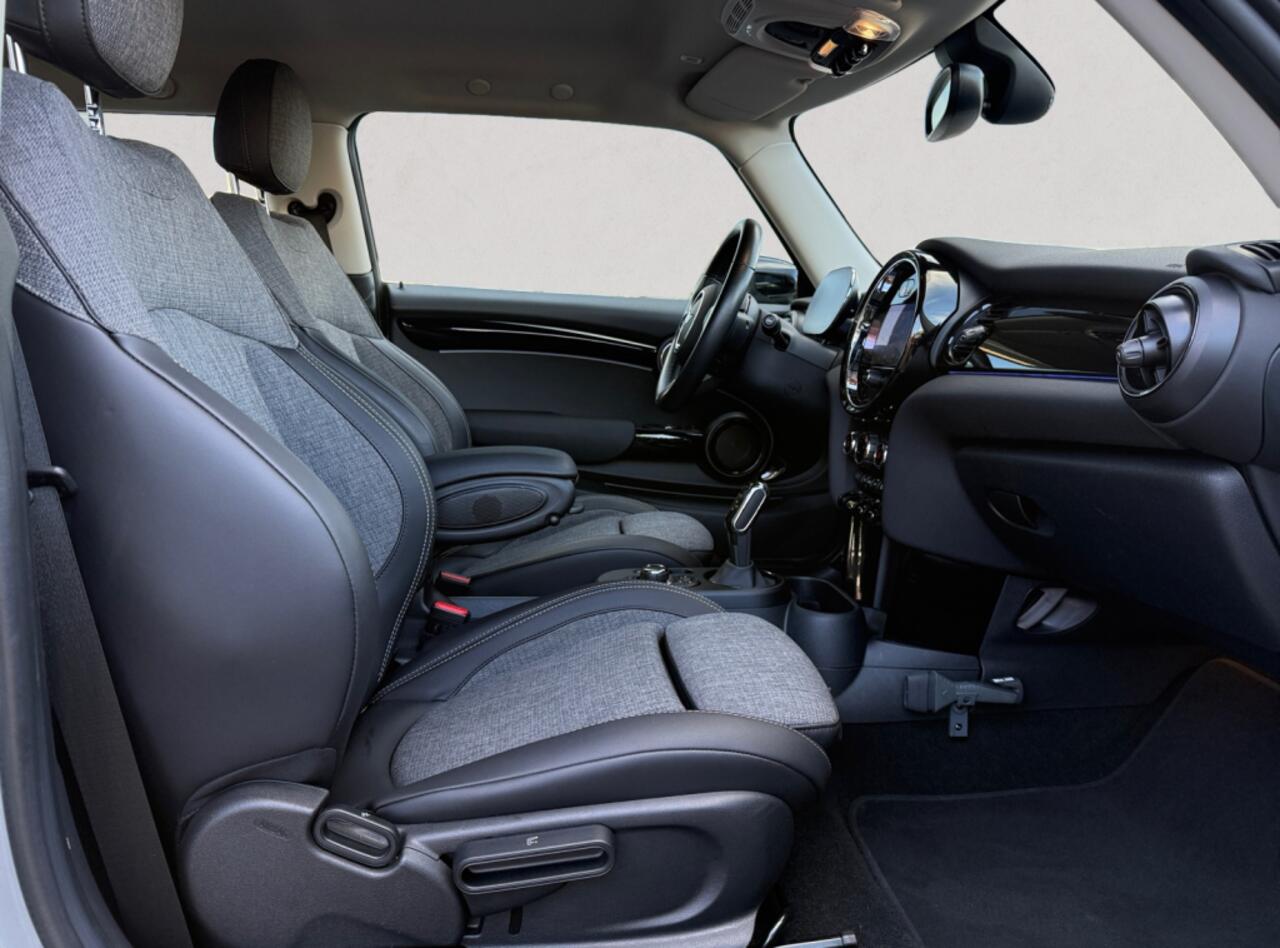 Mini Electric Mini MINI Electric 33 kWh | PARK ASSIST