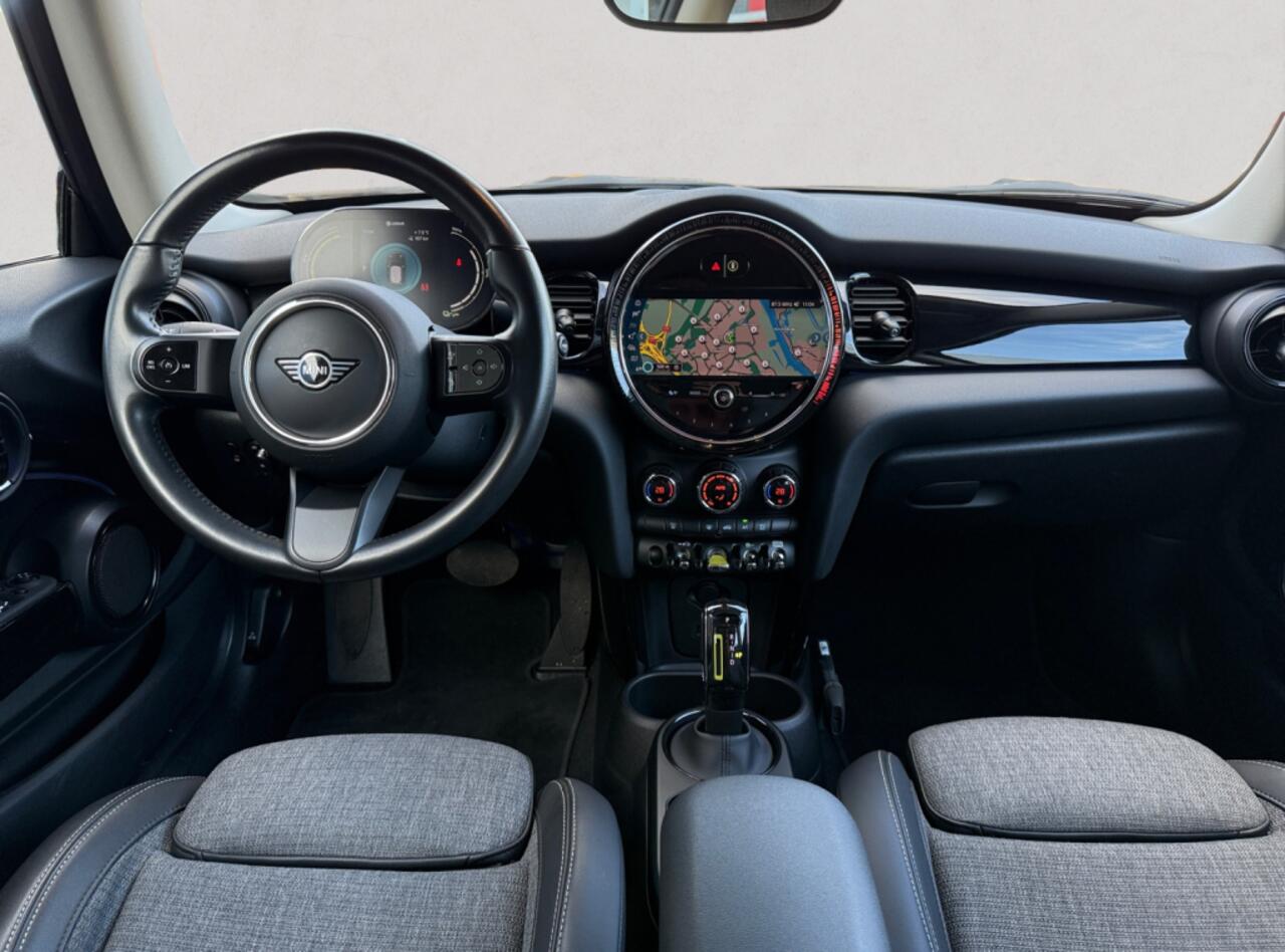 Mini Electric Mini MINI Electric 33 kWh | PARK ASSIST