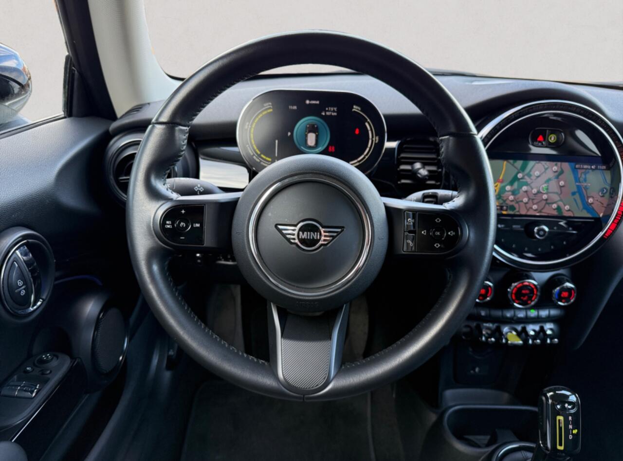 Mini Electric Mini MINI Electric 33 kWh | PARK ASSIST