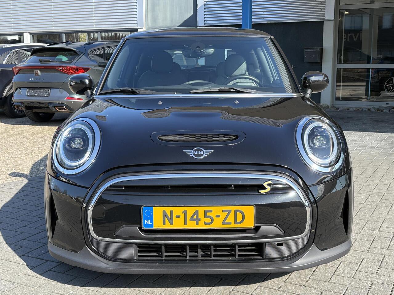 Mini Electric Mini Business Edition 33 kWh | PDC | Cruise Control | Climate Control | LED |