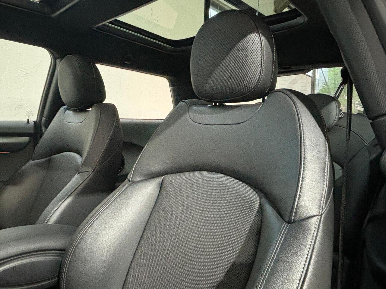 Mini Electric Mini Camden Edition 33 kWh | Panoramadak | 17 inch | Verwarmd stuurwiel | Apple Carplay | Parkeersensoren | Dealer onderhouden |