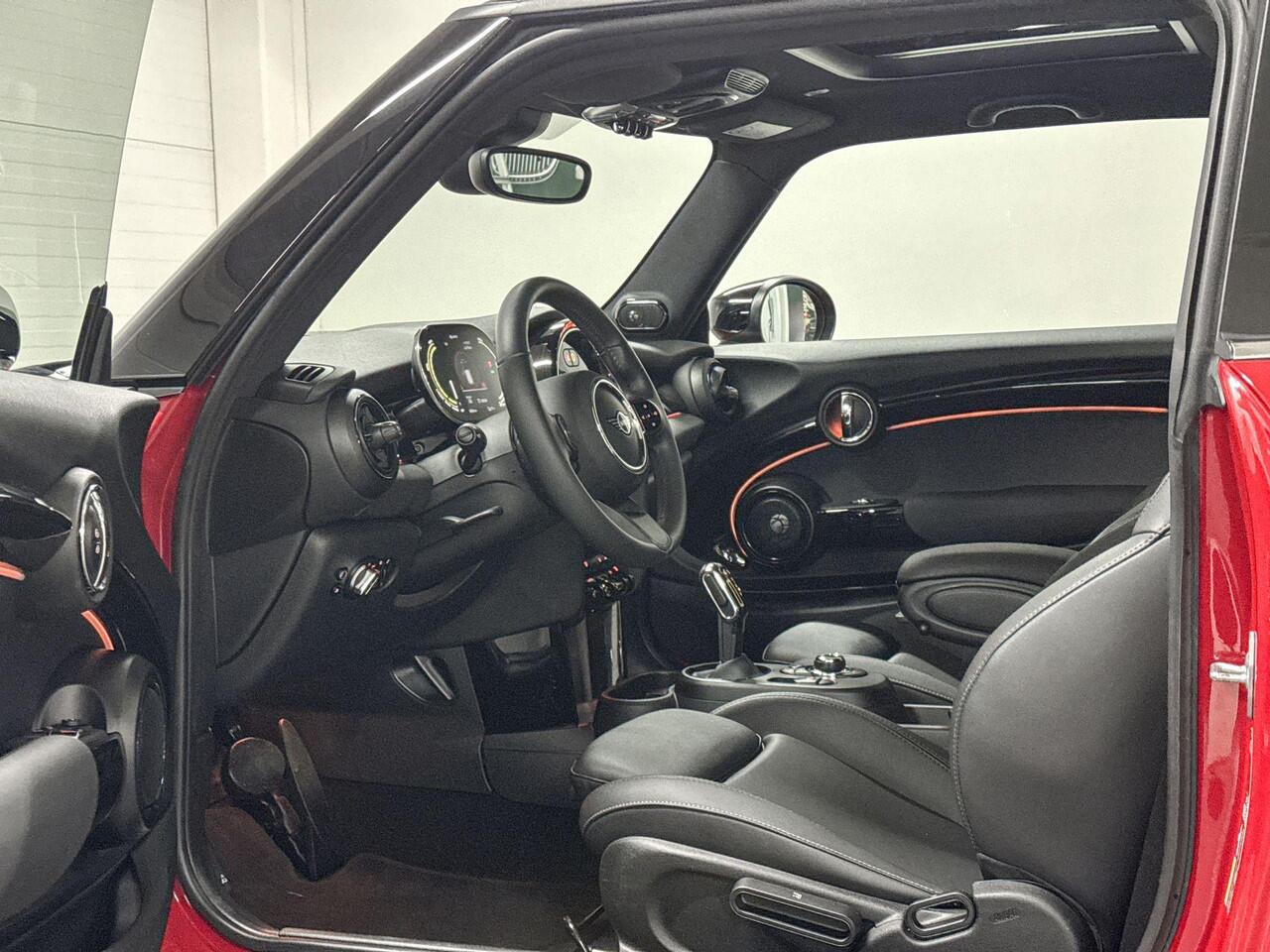 Mini Electric 3-deurs Camden Plus Edition | Panoramadak | Achteruitrijcamera | Harman Kardon