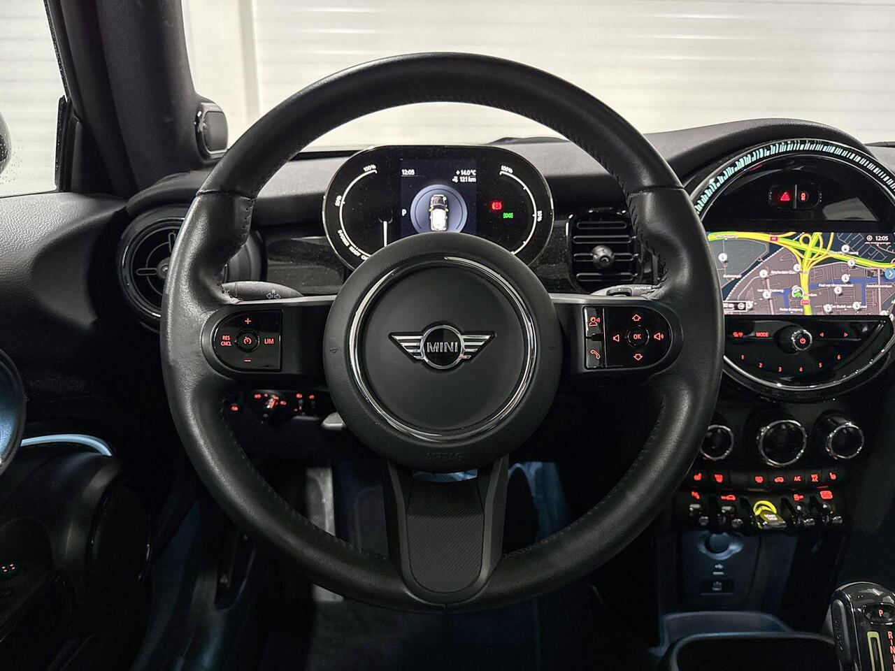 Mini Electric 3-deurs Classic | Stoelverwarming | Achteruitrijcamera | Panoramadak