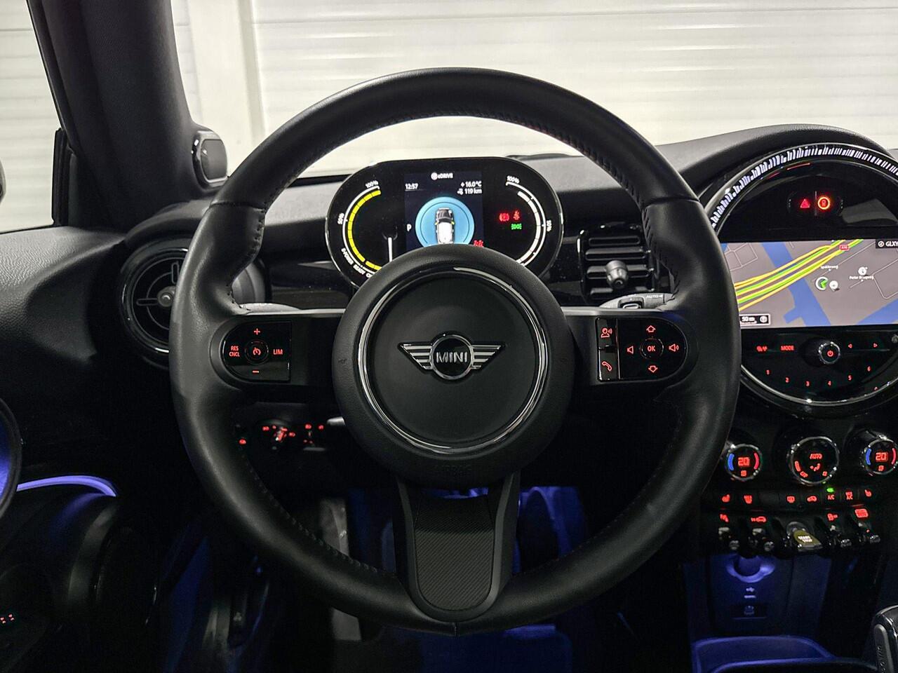 Mini Electric 3-deurs | Achteruitrijcamera | Stoelverwarming | Panoramadak