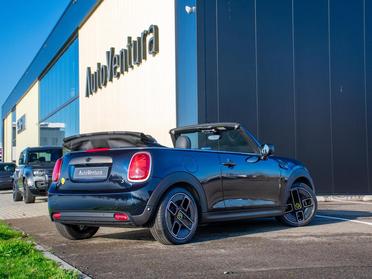 Mini Electric Cabrio Mini MINI Yours 33 kWh | 1 of 999 | Camera l Adaptieve Cruise l Leder l Head-Up l Harman Kardon l